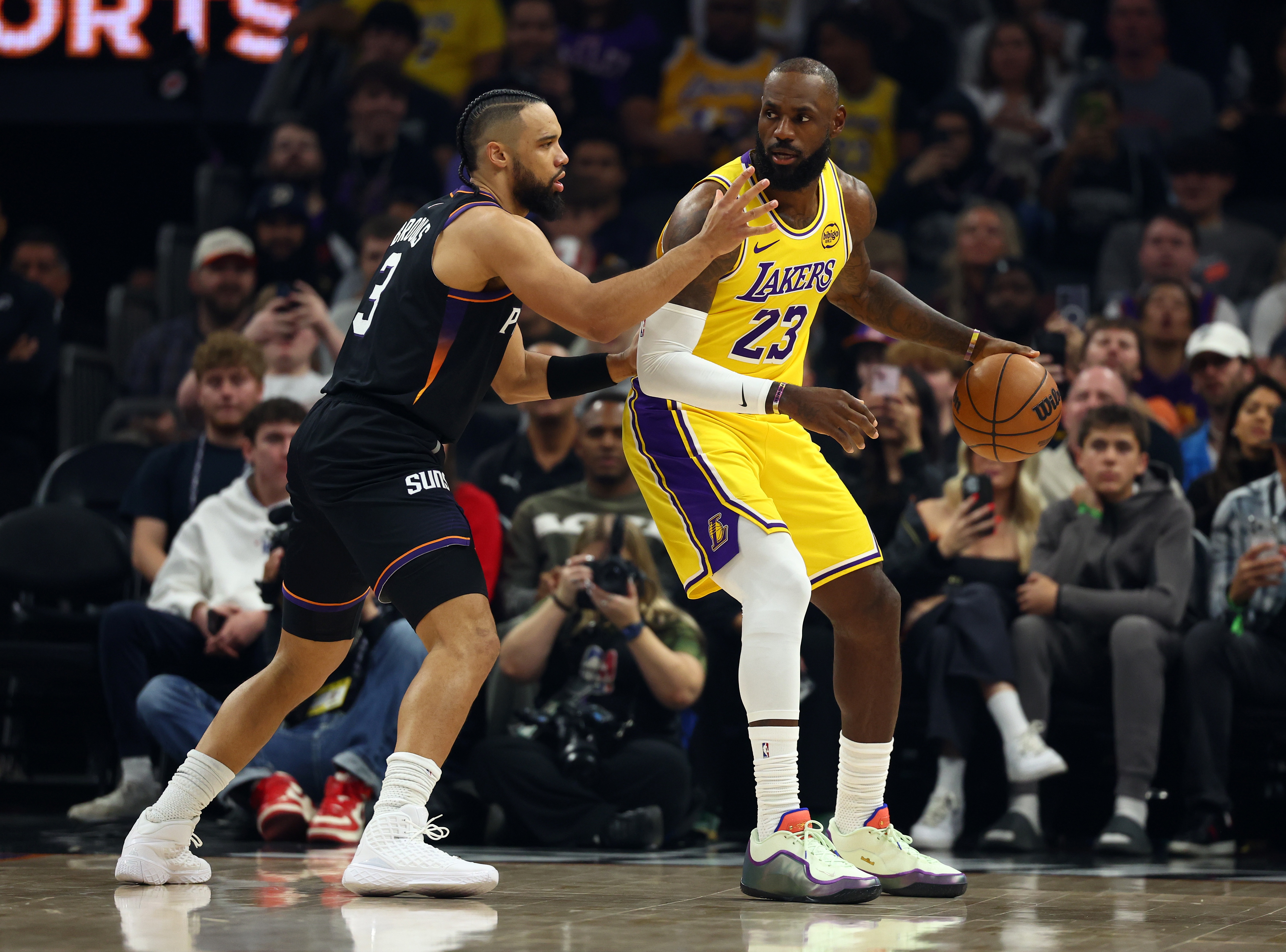 大胡子:狄龙是联盟唯一敢惹詹姆斯的人 前者凭实力赢得了尊重