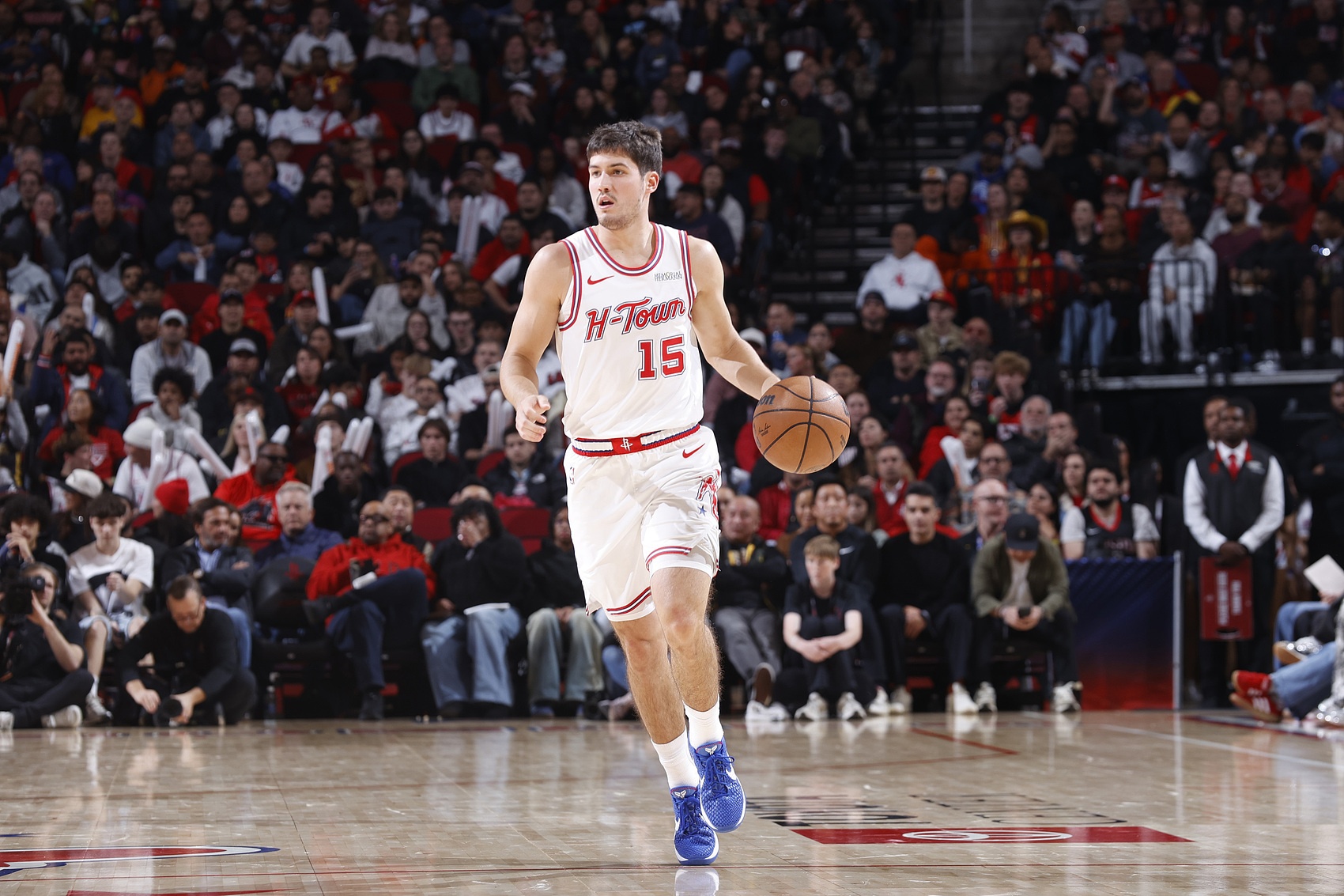 2026世界杯高清赛事直播平台-谢泼德打硬仗屡有高光表现火箭该咋用 乌度卡不该把他当普理查德